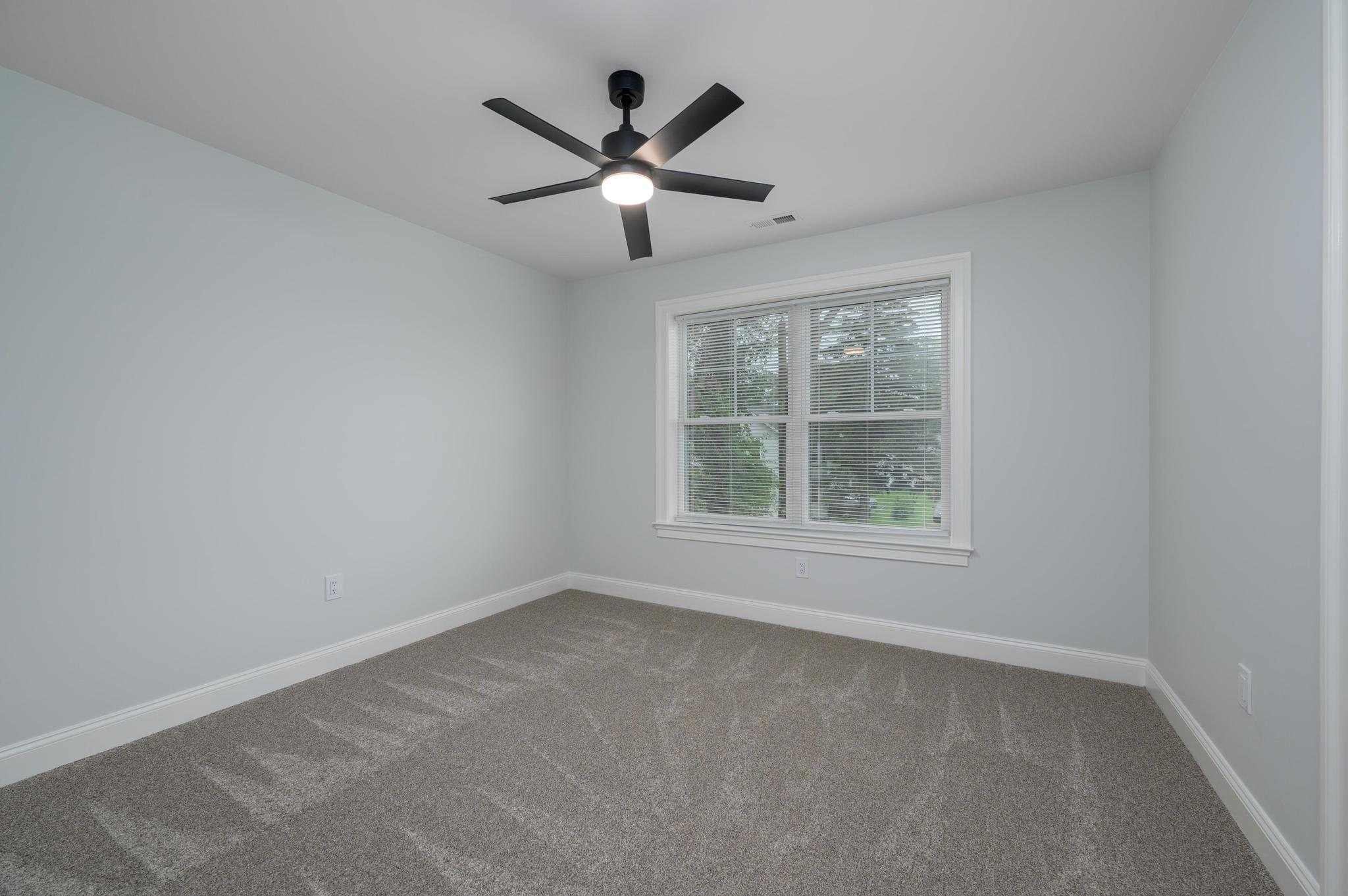 9 E Crystal Lake Secondary Bedroom Unstaged